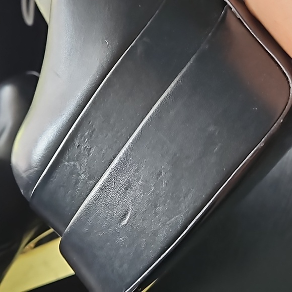 Versace - Intrico leather platform ankle boots - Picture 8 of 16